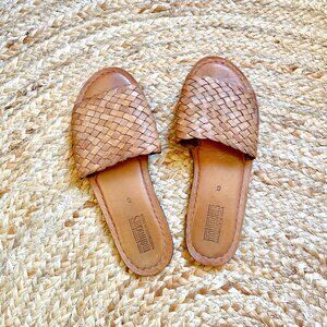 Mohinders Woven Leather Slide Sandal in Honey